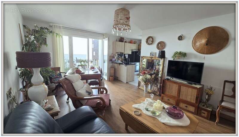 Appartement à MENUCOURT