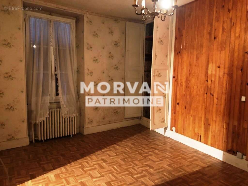 Maison à CHATILLON-EN-BAZOIS