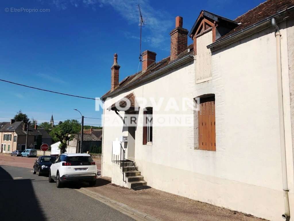 Maison à CHATILLON-EN-BAZOIS