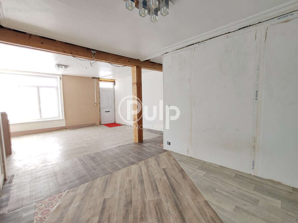 Maison à SAINT-MARTIN-BOULOGNE