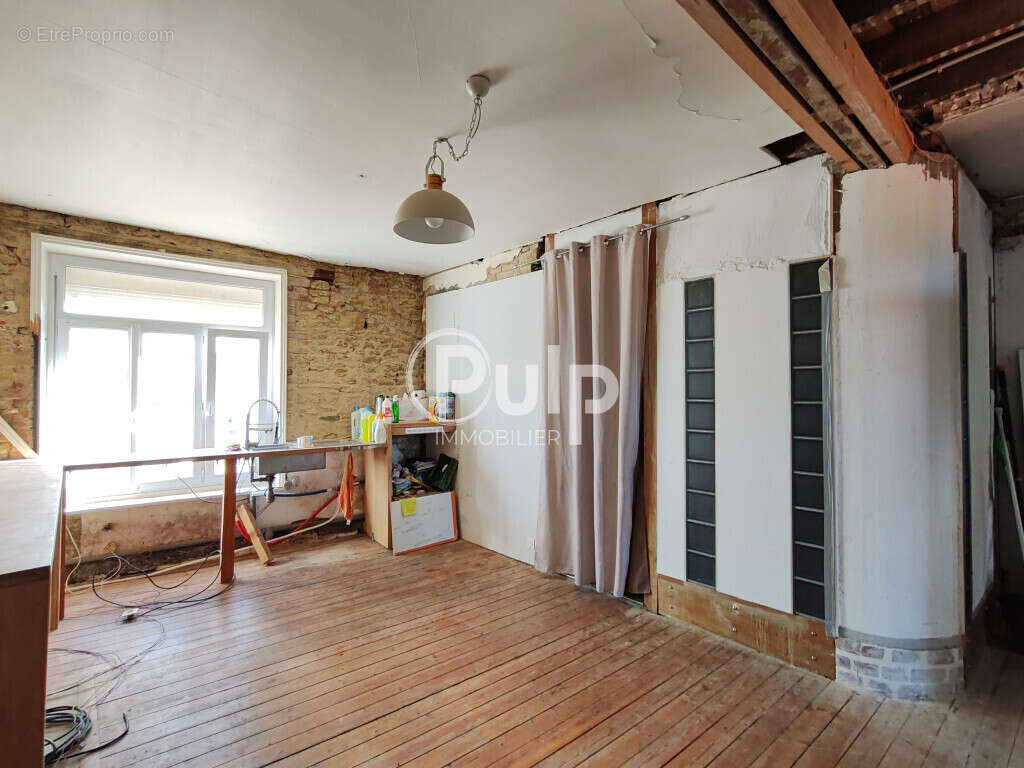 Maison à SAINT-MARTIN-BOULOGNE