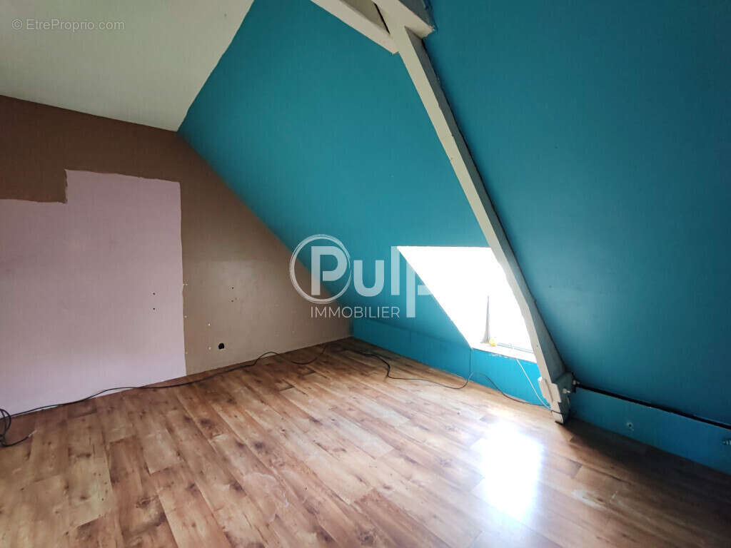 Maison à SAINT-MARTIN-BOULOGNE