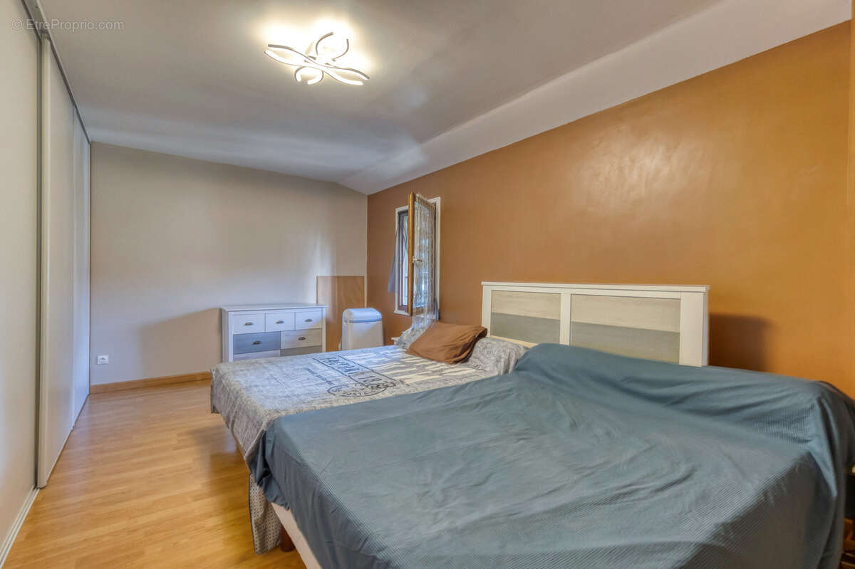 Maison à SEYSSINET-PARISET