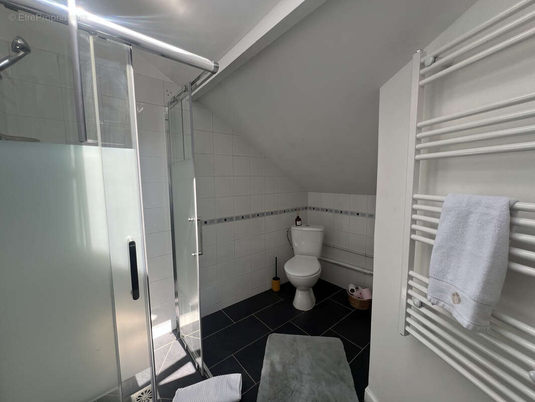 Maison à SARTROUVILLE