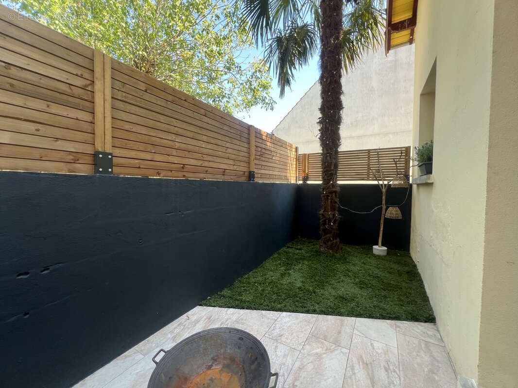 Maison à SARTROUVILLE