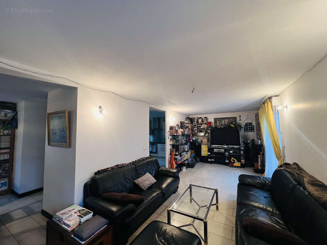 Maison à SARTROUVILLE