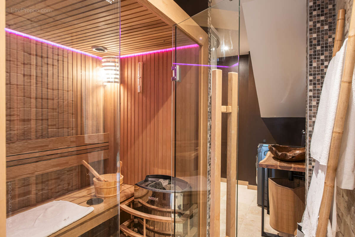 Maison à SARTROUVILLE