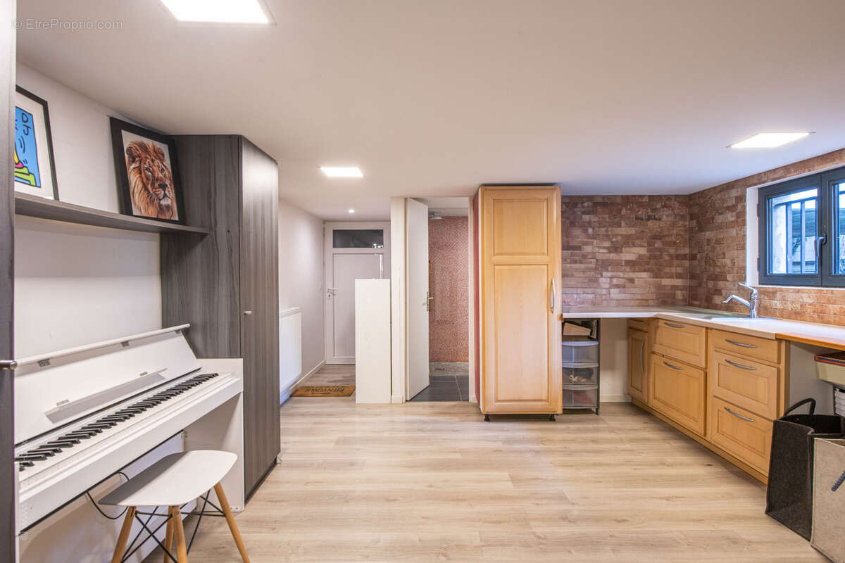 Maison à SARTROUVILLE