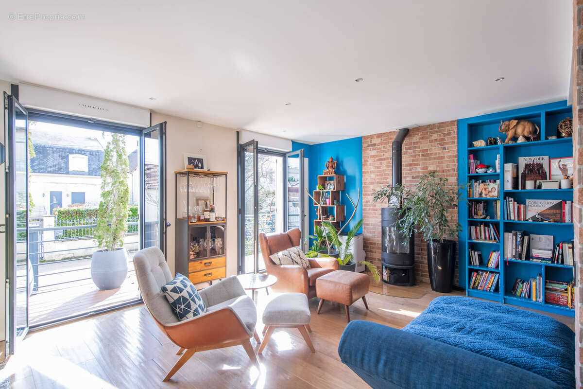 Maison à SARTROUVILLE