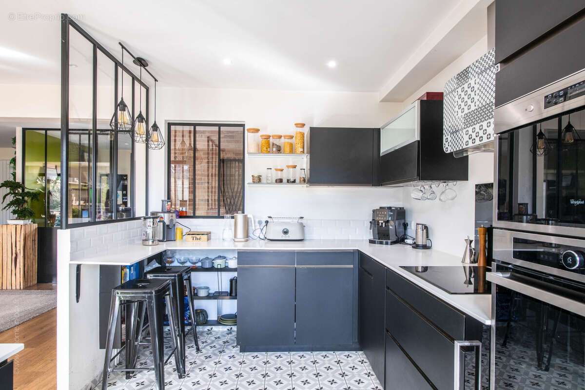 Maison à SARTROUVILLE