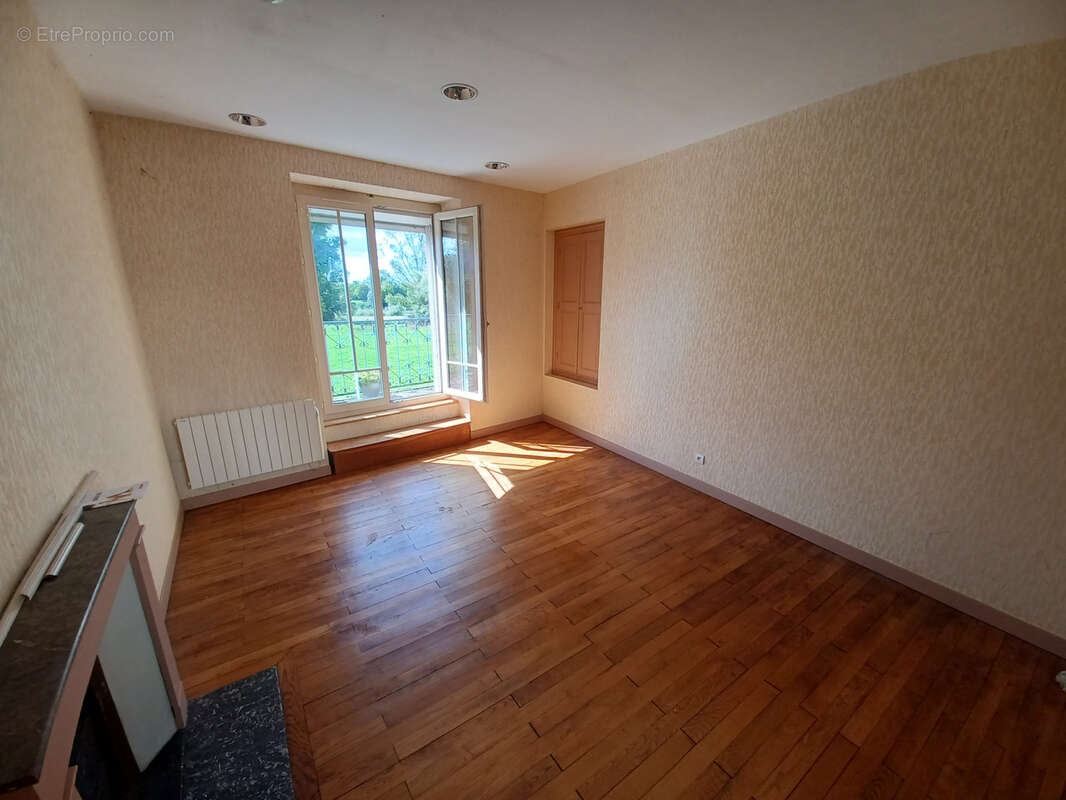 Maison à LA CHARITE-SUR-LOIRE