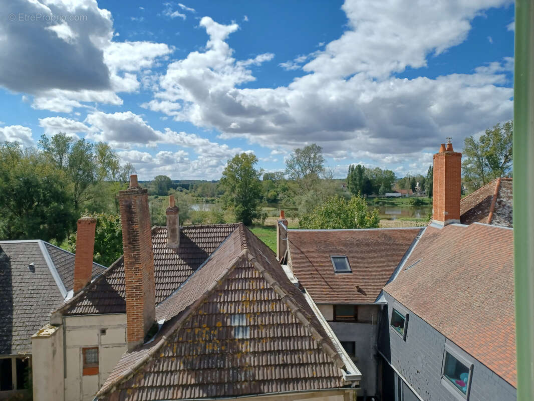 Maison à LA CHARITE-SUR-LOIRE