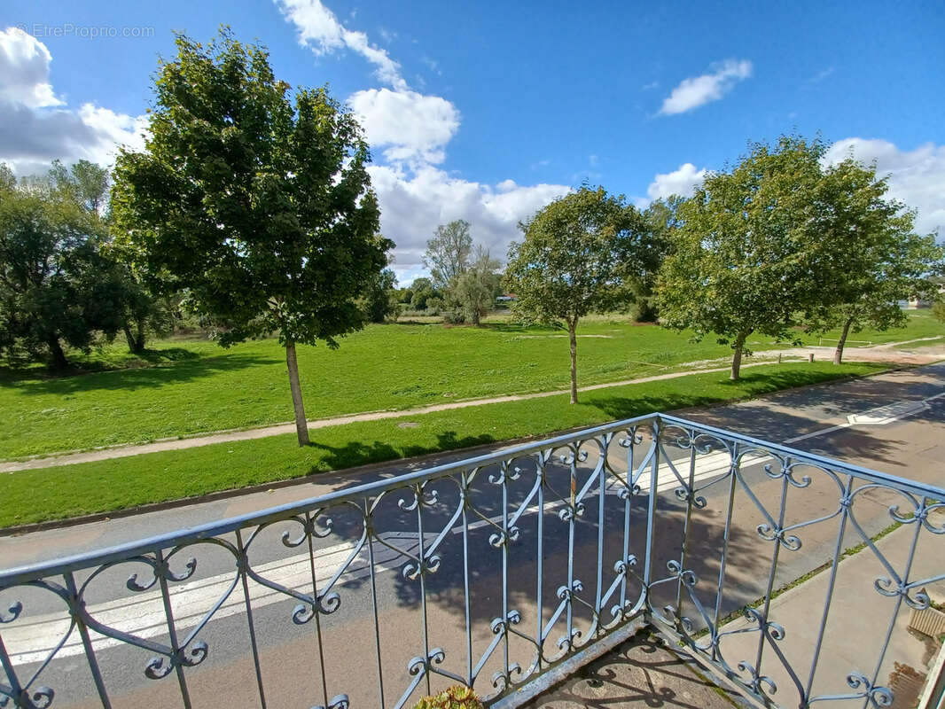 Maison à LA CHARITE-SUR-LOIRE