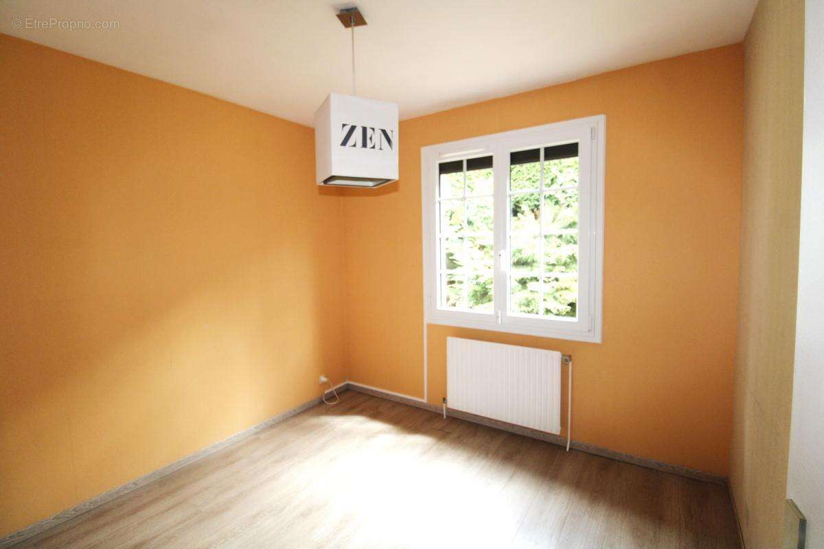 Maison à LE THILLOT