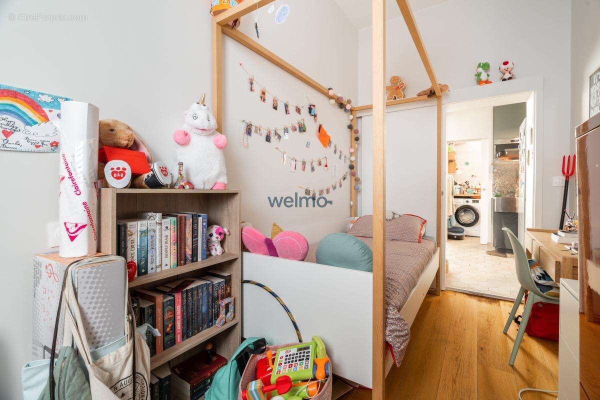 Appartement à PARIS-20E