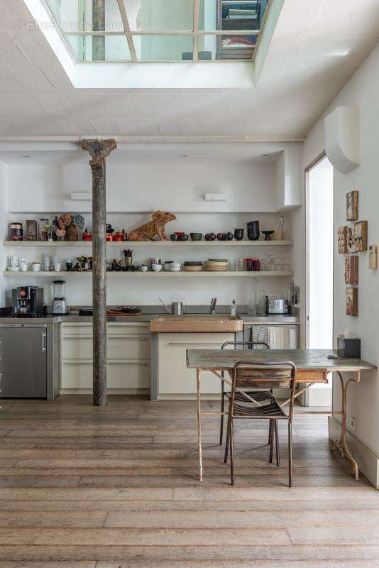 Appartement à PARIS-10E