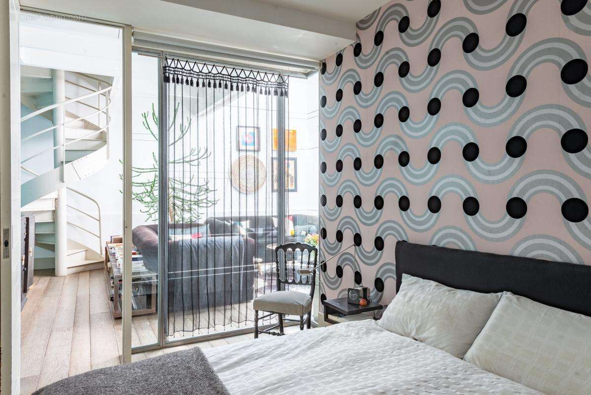 Appartement à PARIS-10E