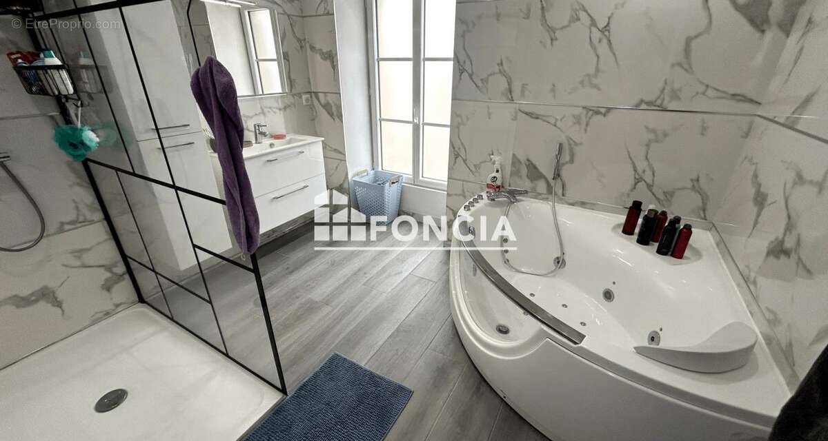 Maison à PORCHEVILLE