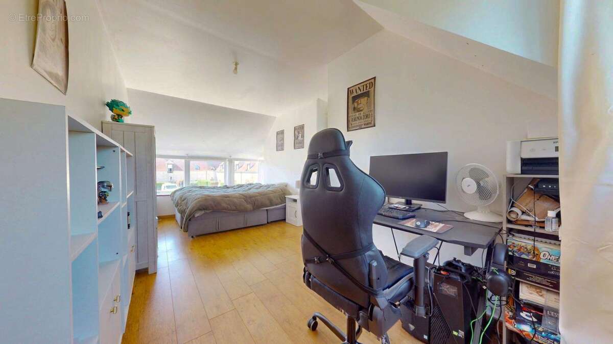 Maison à BERNES-SUR-OISE