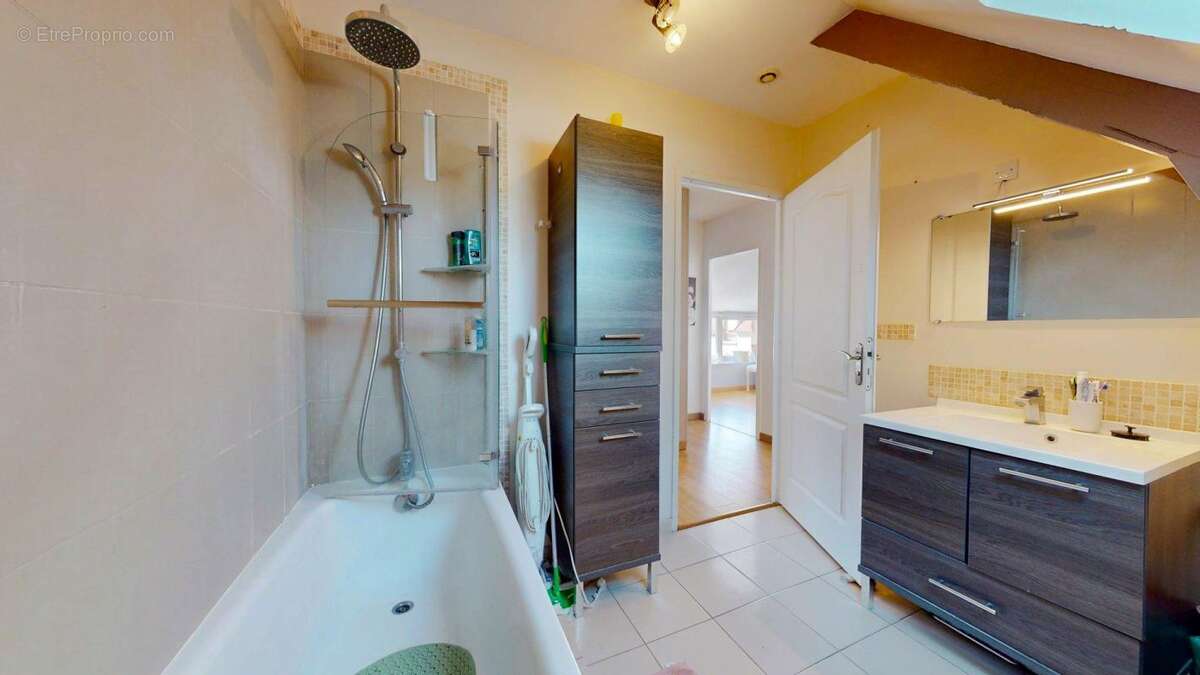 Maison à BERNES-SUR-OISE