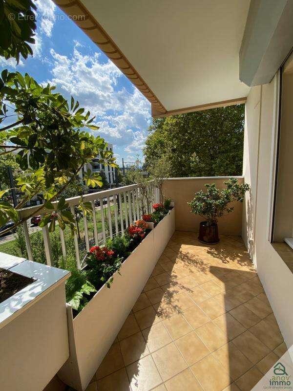 Appartement à LYON-8E