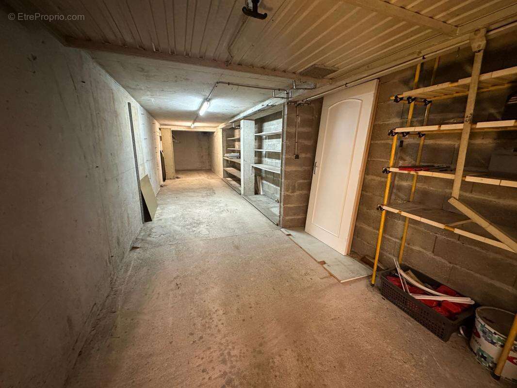 Commerce à SAINT-MAUR-DES-FOSSES