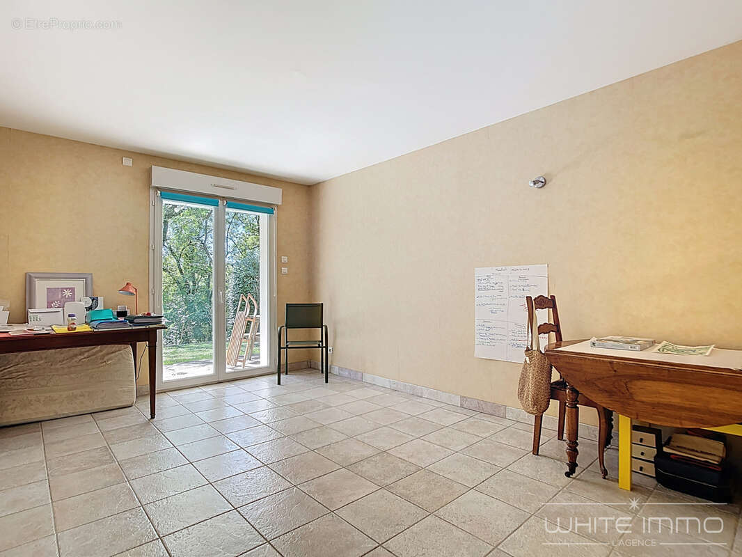 Maison à FRANCHEVILLE