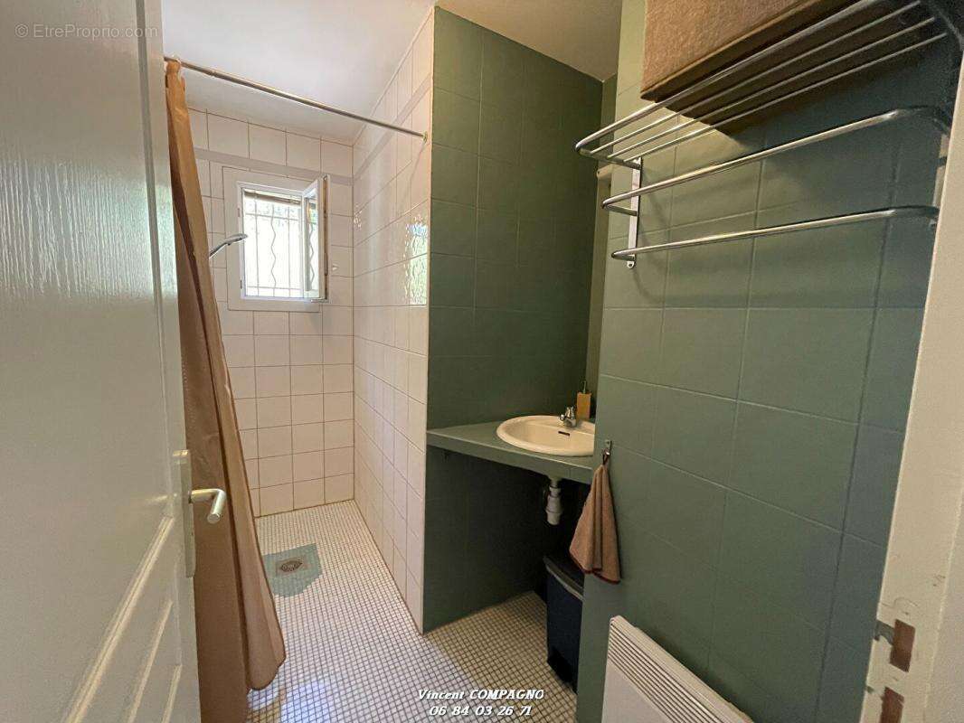 Maison à ESPARRON-DE-VERDON