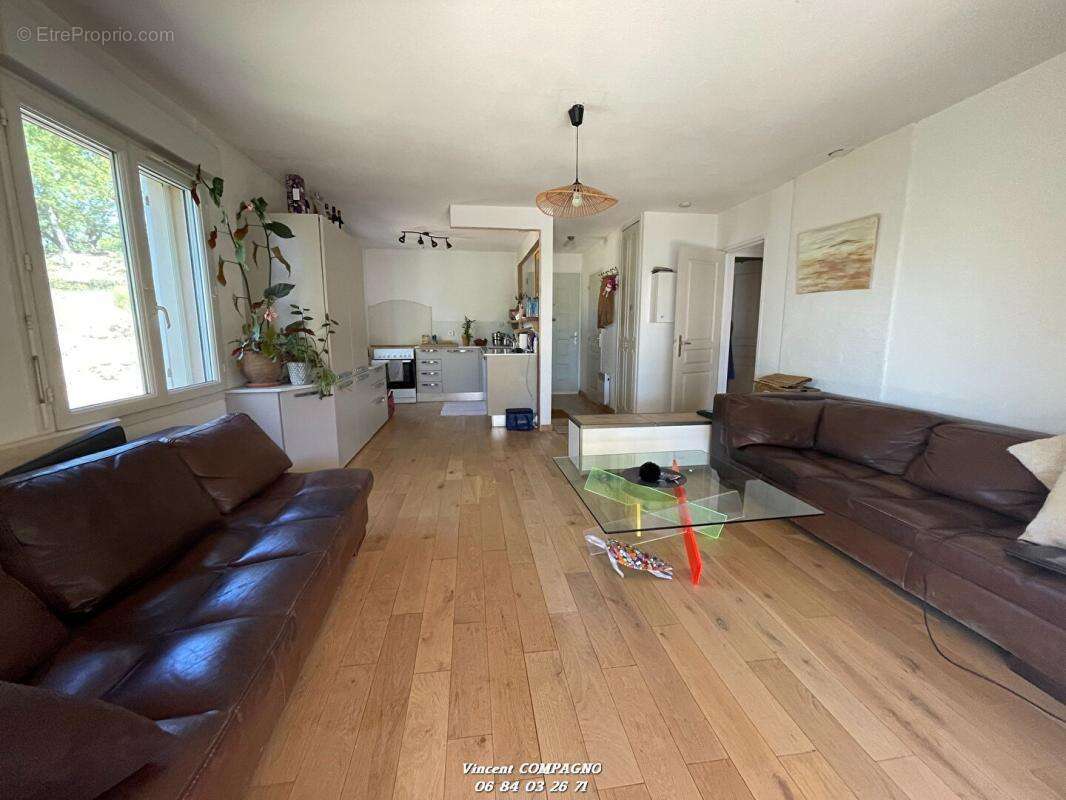 Maison à ESPARRON-DE-VERDON