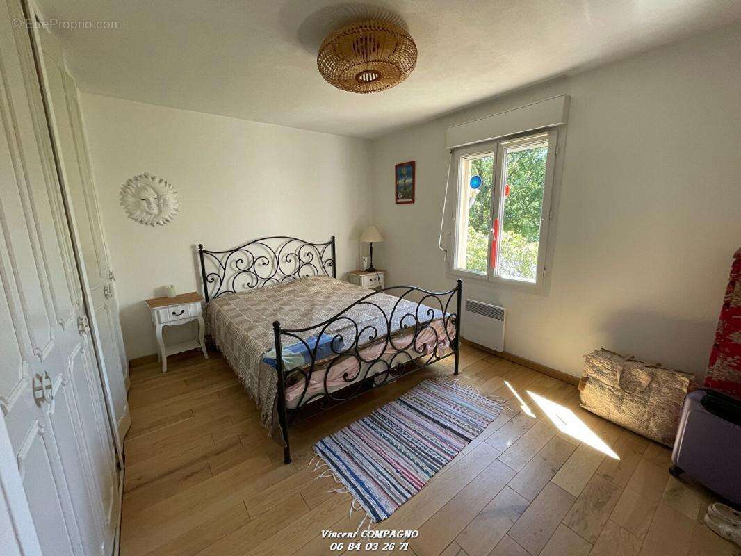 Maison à ESPARRON-DE-VERDON