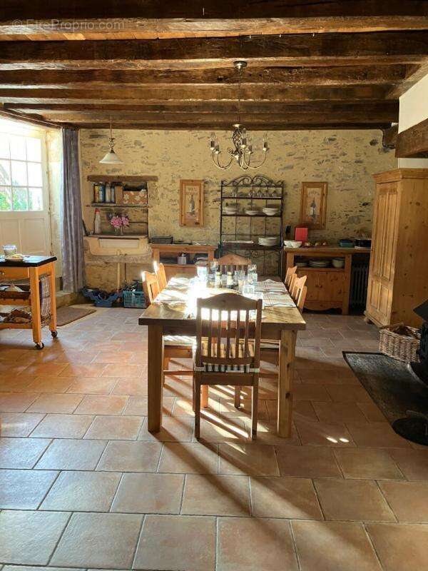 Maison à MOUILLERON-EN-PAREDS