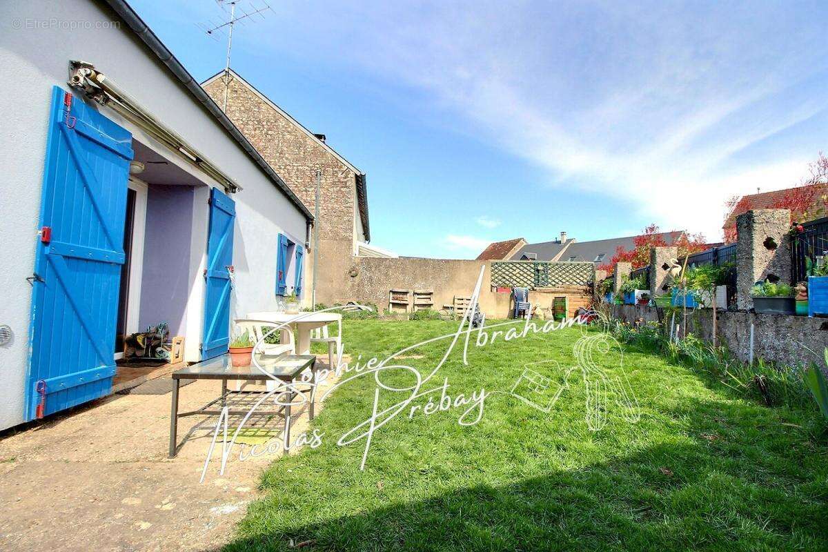 Maison à ANGERVILLE