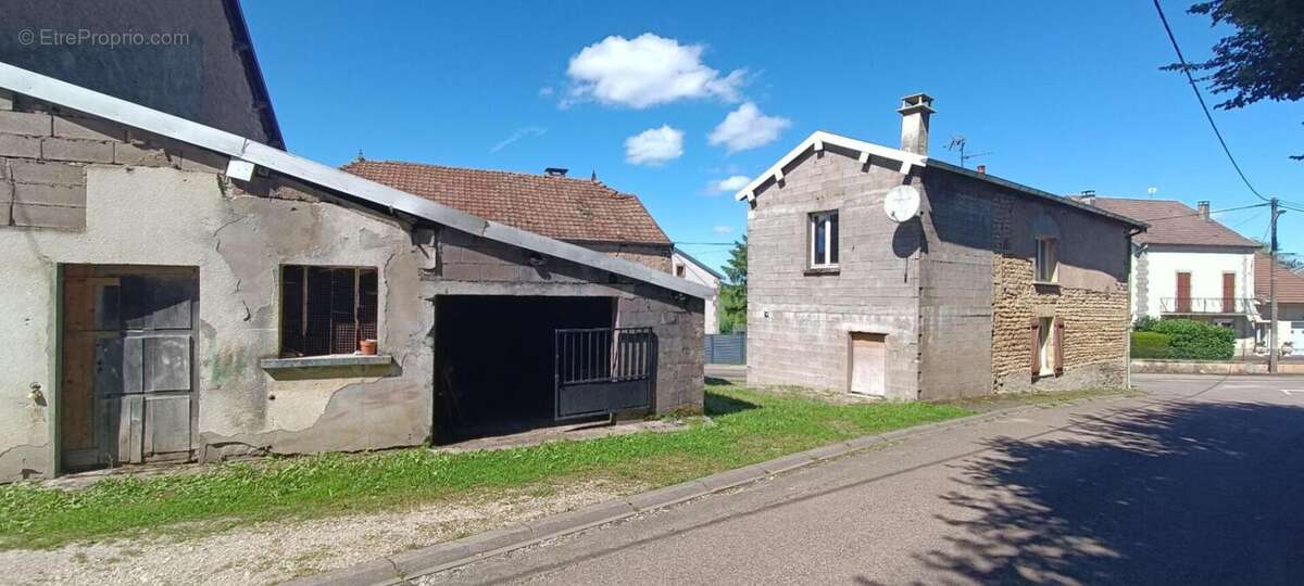 Maison à BROTTE-LES-LUXEUIL