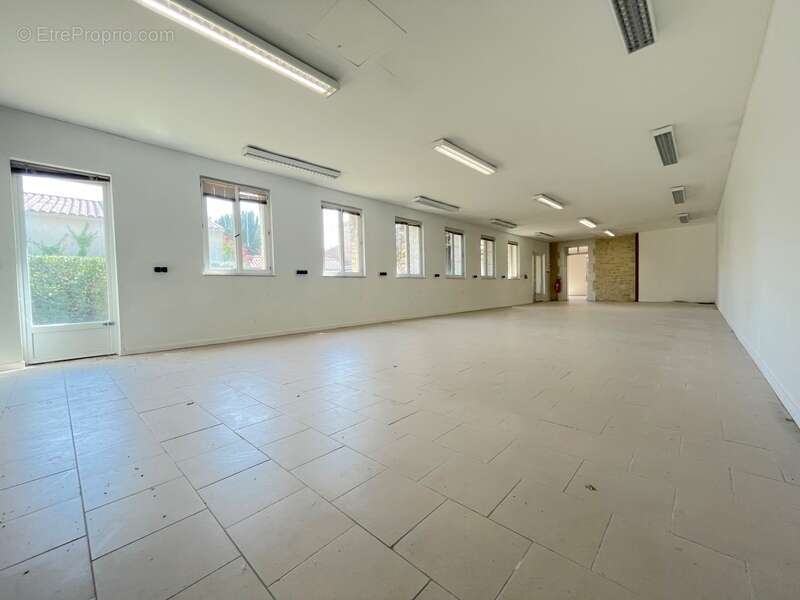 Maison à SAINTE-RADEGONDE-DES-NOYERS