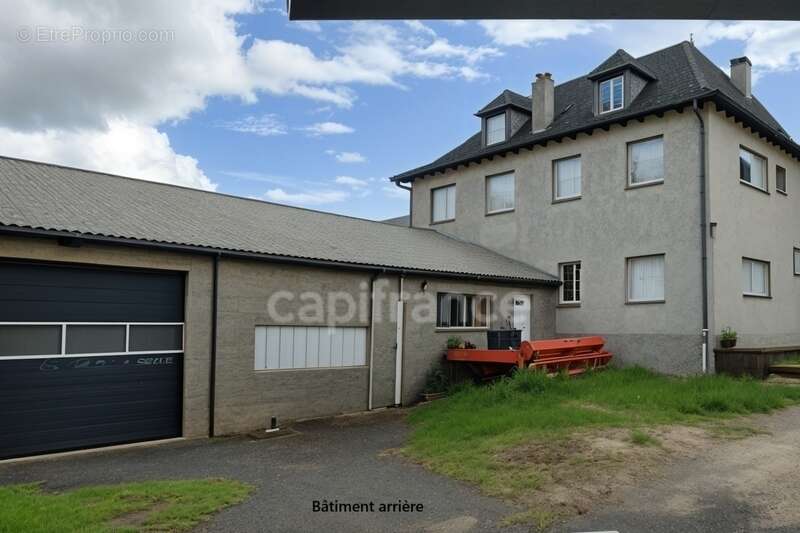 Commerce à MONTSALVY