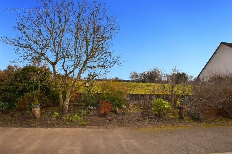 Maison à SAINT-EMILAND