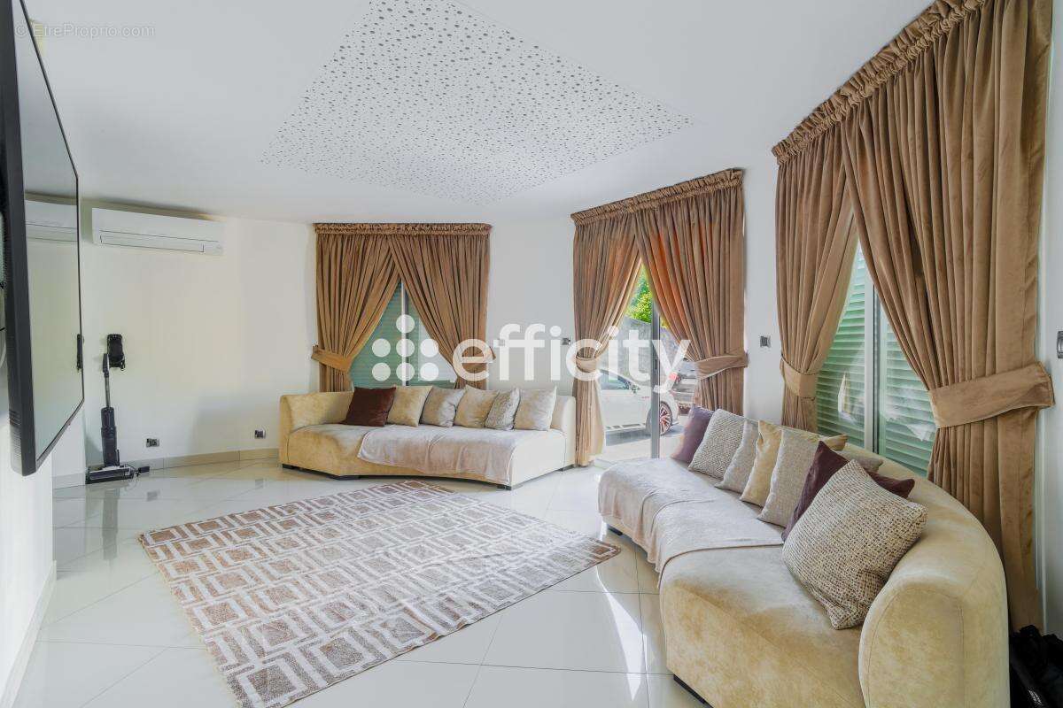 Maison à MONTFERMEIL