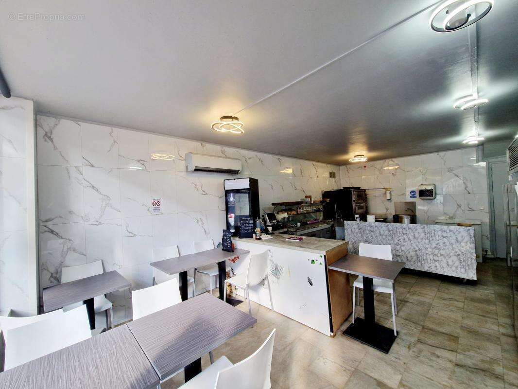 Commerce à SAINT-MAUR-DES-FOSSES