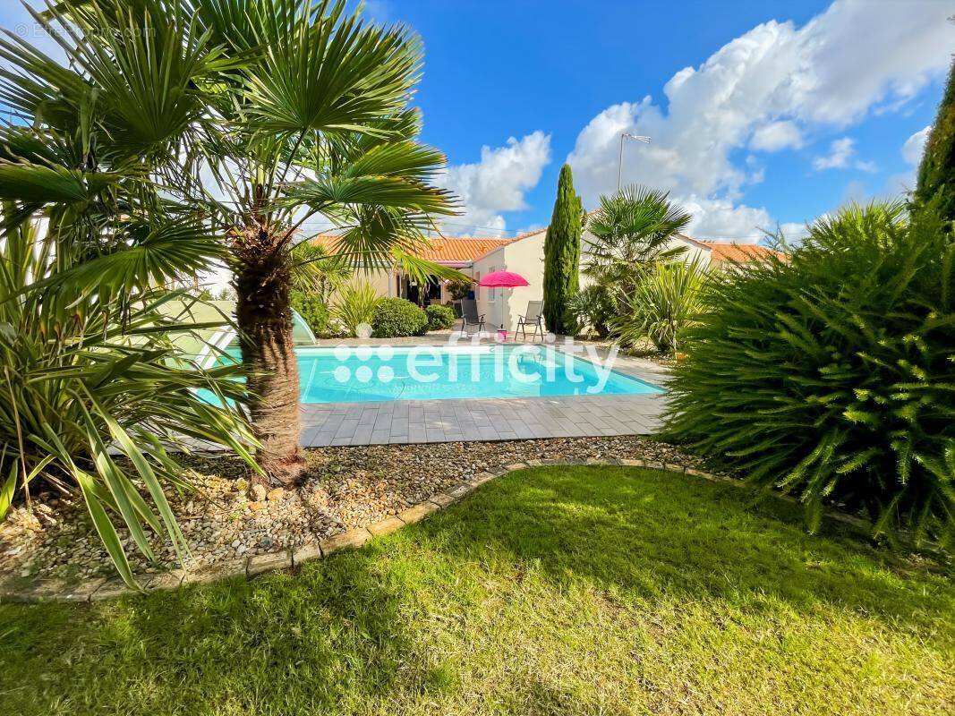 Maison à BREM-SUR-MER