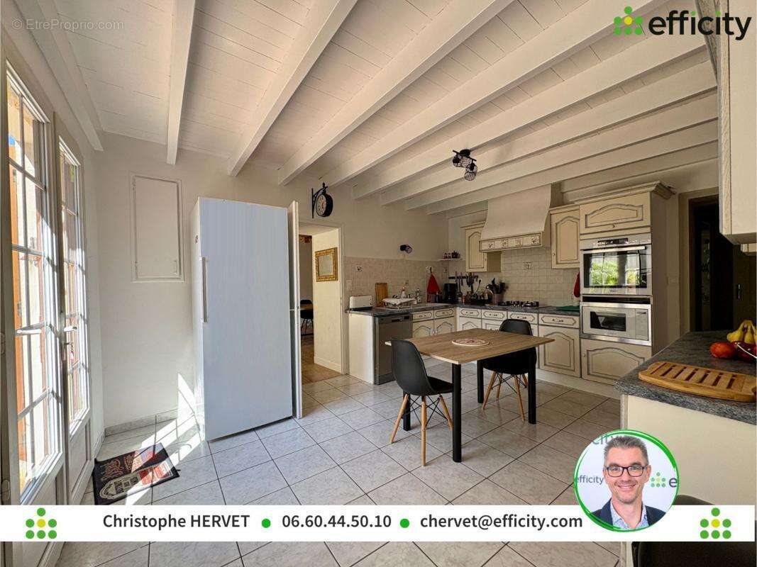 Maison à CHAMPNIERS