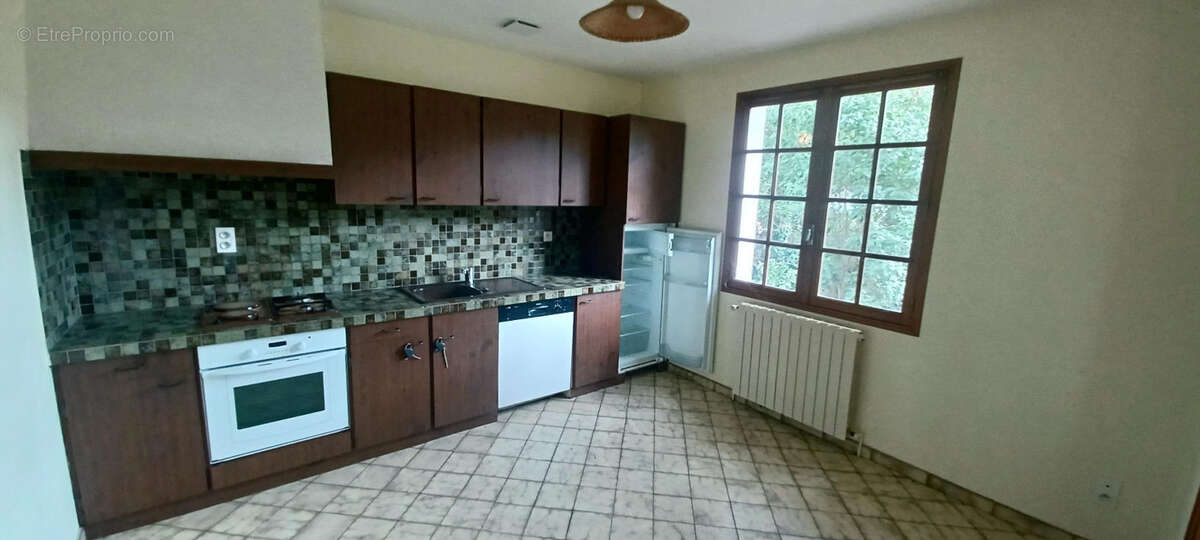 Maison à SAINT-NAZAIRE-DE-VALENTANE