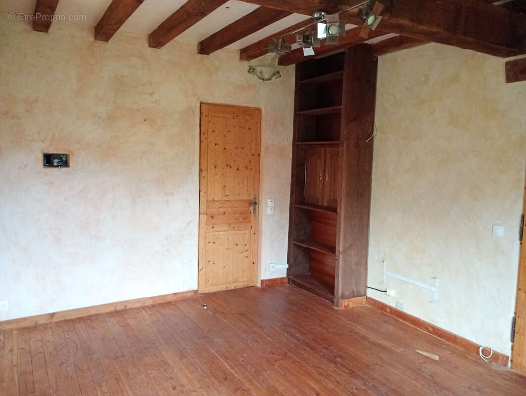 Maison à SAINT-ELOI