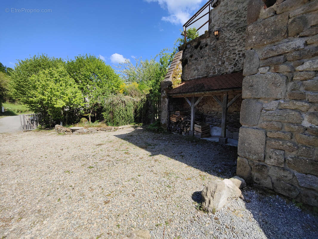 Maison à SAINT-ELOI