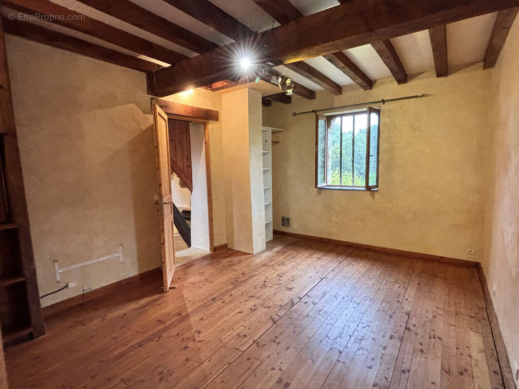 Maison à SAINT-ELOI