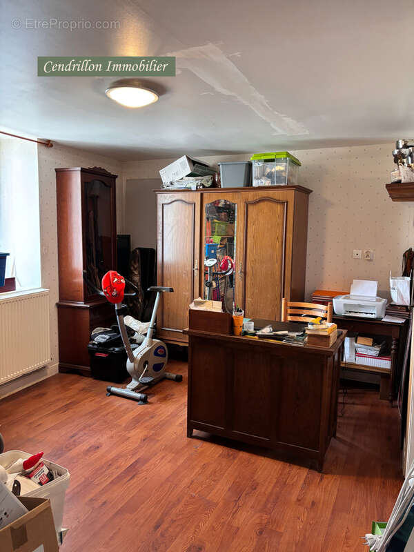 Maison à AZAT-CHATENET