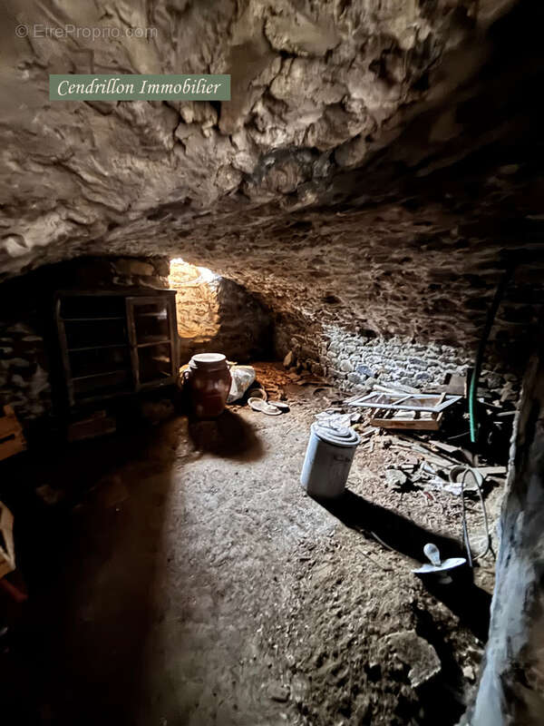 Maison à AZAT-CHATENET