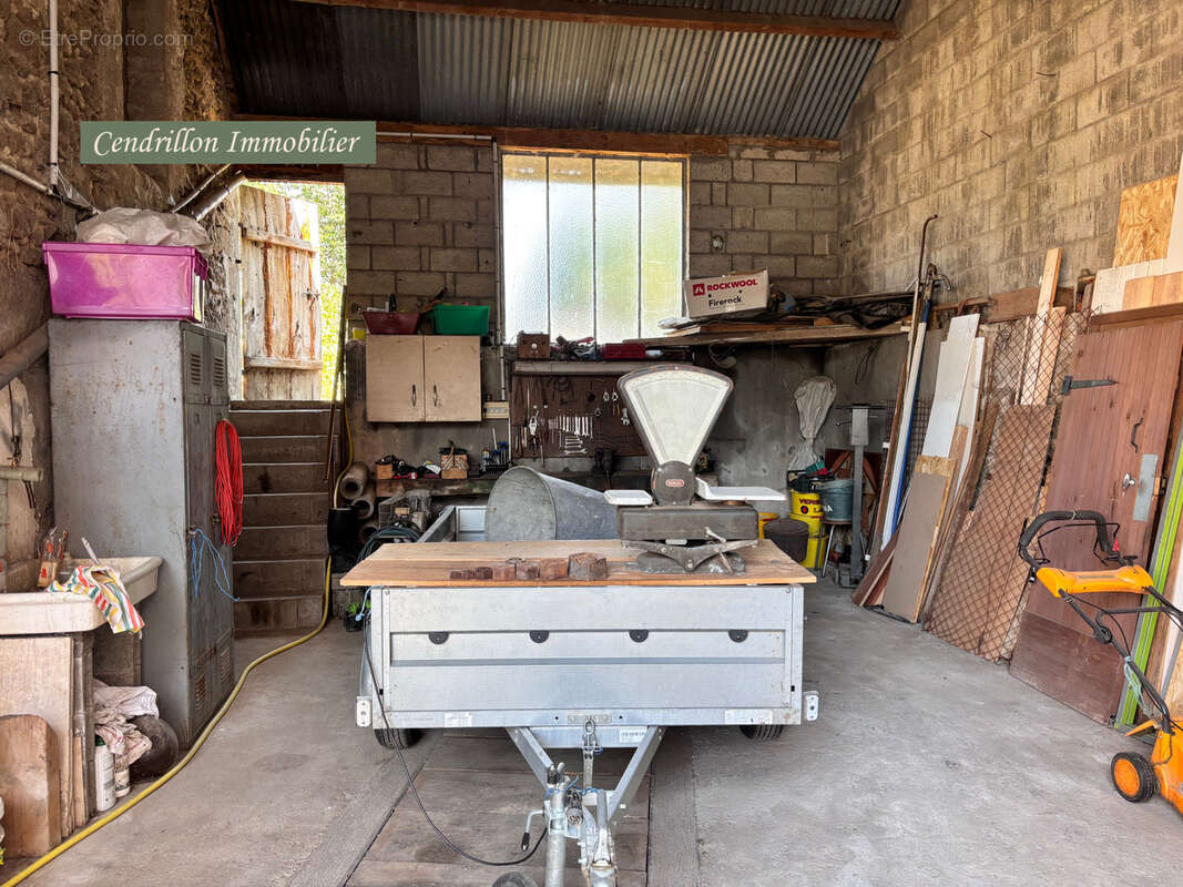 Maison à AZAT-CHATENET