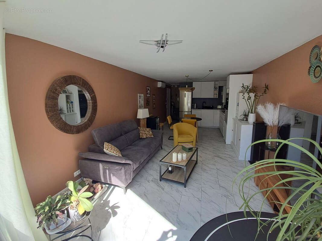 Appartement à LA GRANDE-MOTTE