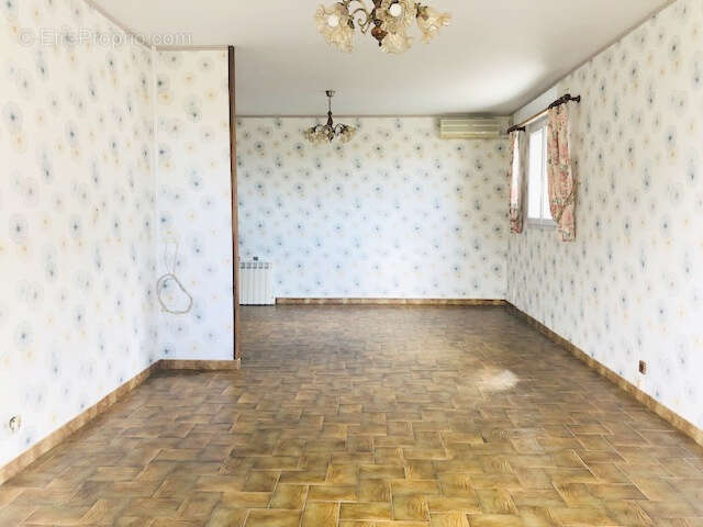 Maison à SALLES-SUR-MER