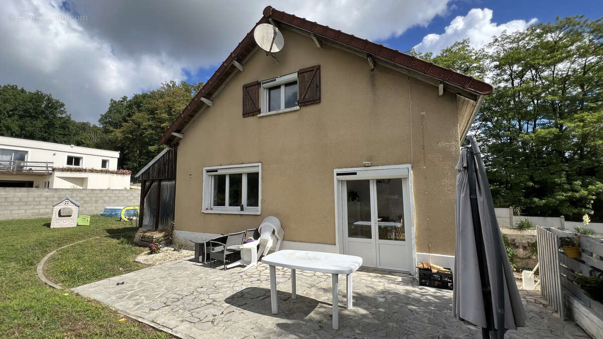 Maison à LA FERTE-ALAIS